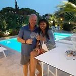 Alojamento de Acomodação e Pequeno-almoço Rasoa 4*