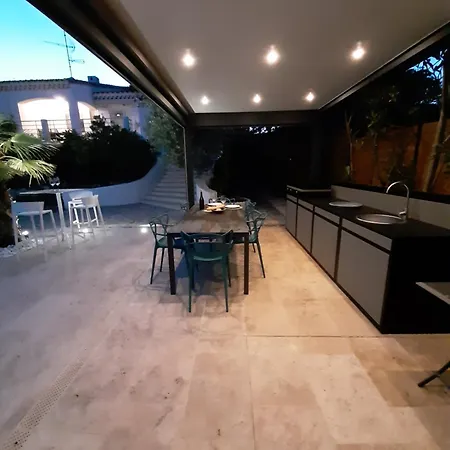 Rasoa Bed and breakfast Agde