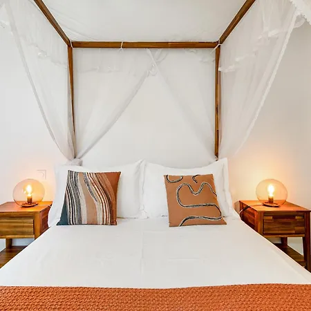 Rasoa Bed & Breakfast 4*