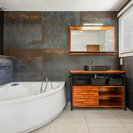 Bed and breakfast Rasoa 4*